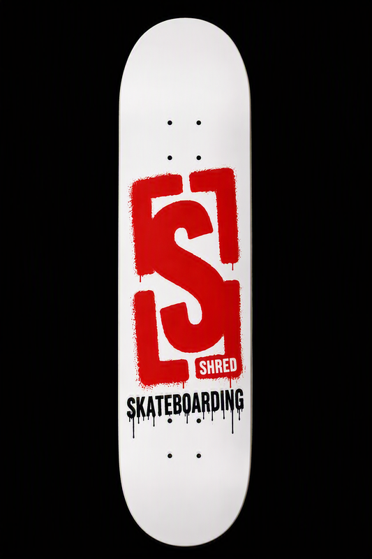 Planche de skateboard Shred Team Logo blanche avec grand logo rouge effet graffiti et peinture dégoulinante, fabriquée en érable canadien avec concave moyen et forme popsicle classique.